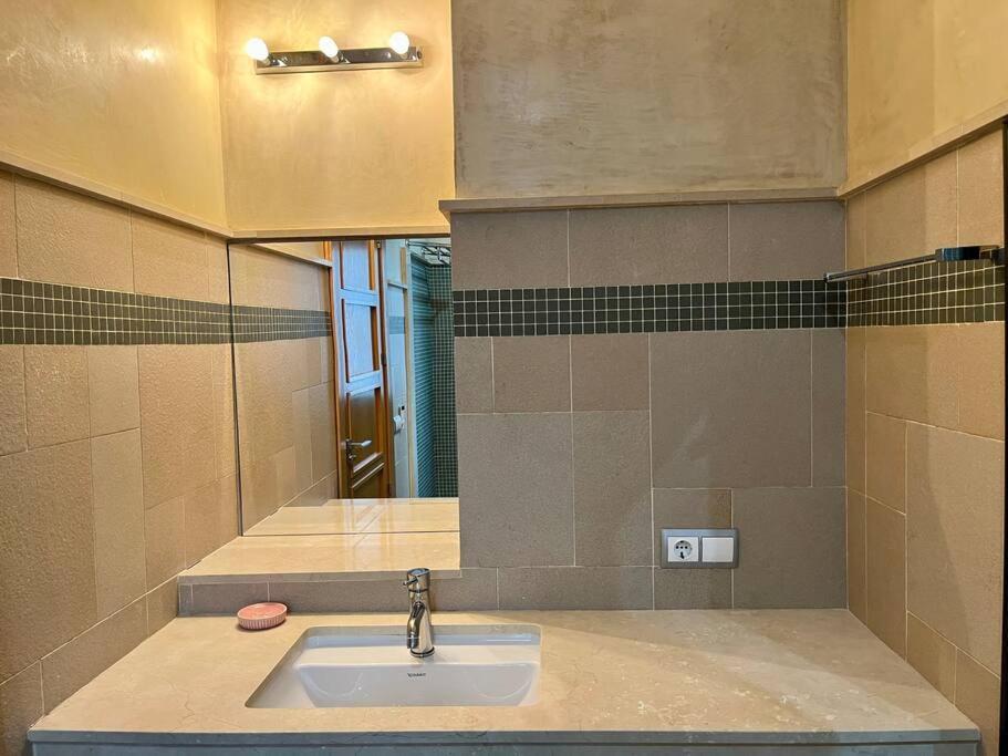 Apartamento Sierpes-Azofaifo Sevilla Kültér fotó
