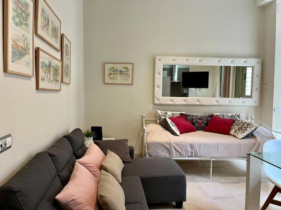 Apartamento Sierpes-Azofaifo Sevilla Kültér fotó